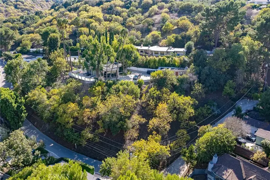 3721 Ventura Canyon, Sherman Oaks, CA 91423 - Image #2