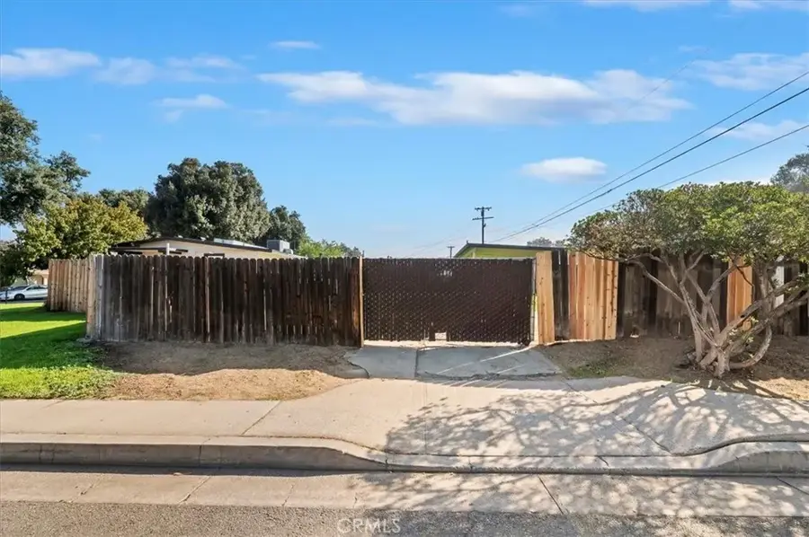 102 Mulvihill, Redlands, CA 92374 - Image #3