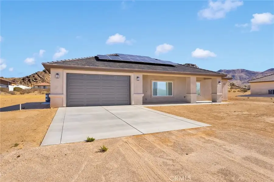 15575 Desert Star, Apple Valley, CA 92307 - Image #2