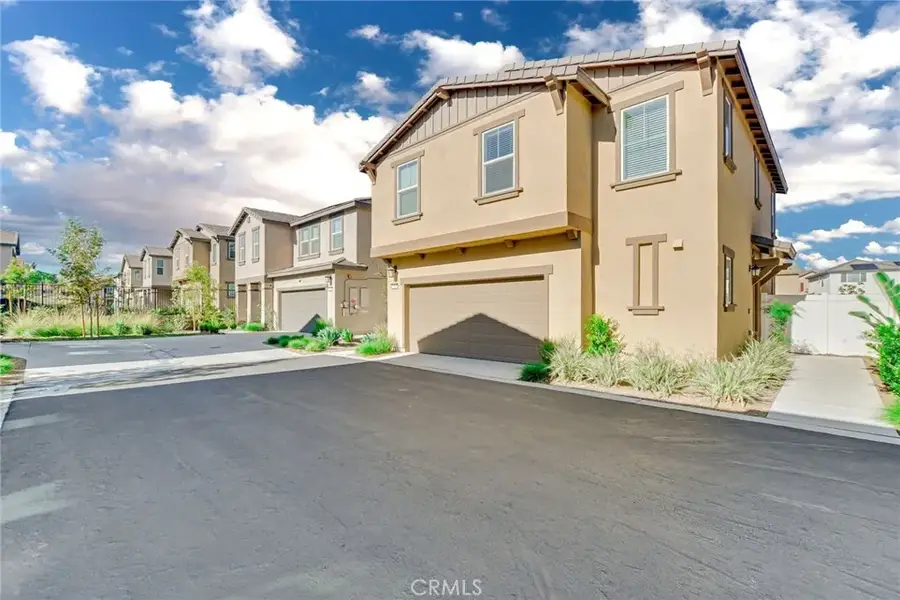 2526 Gunner Ridge, Rialto, CA 92377 - Image #2
