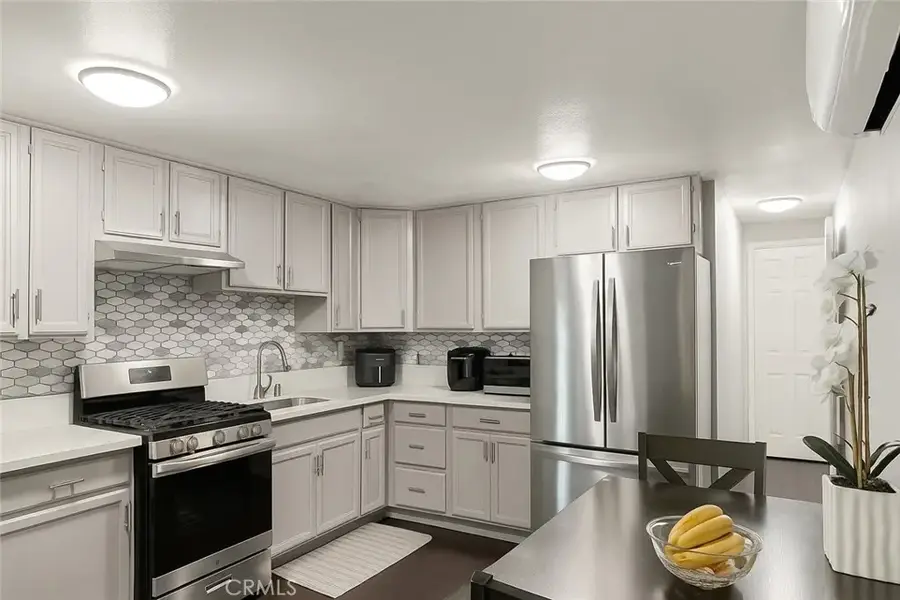 26297 Baseline #51, Highland, CA 92346 - Image #2