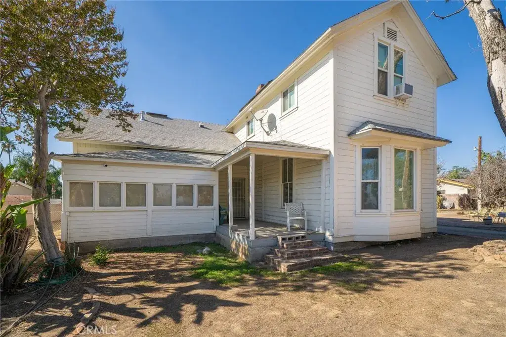 698 Terrace Road, San Bernardino, CA 92410 - Image #1