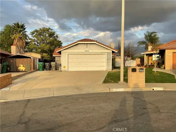 43970 Moonlighting, Hemet, CA 92544
