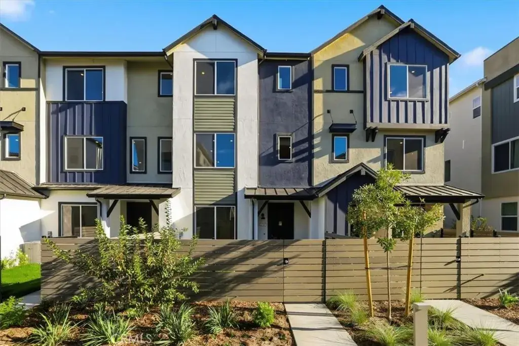 27317 Bear Creek Lane, Valencia, CA 91381 - Image #1