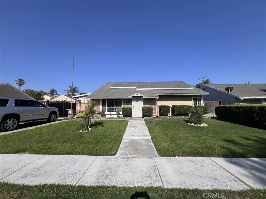 591 N Smoke Tree, Rialto, CA 92376 - Image #3