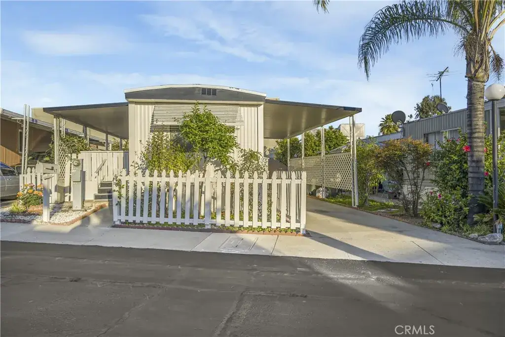 5580 Moreno #87, Montclair, CA 91763 - Image #1