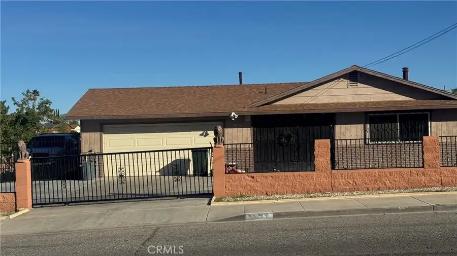 14327 Rodeo Drive, Victorville, CA 92395 - Image #2