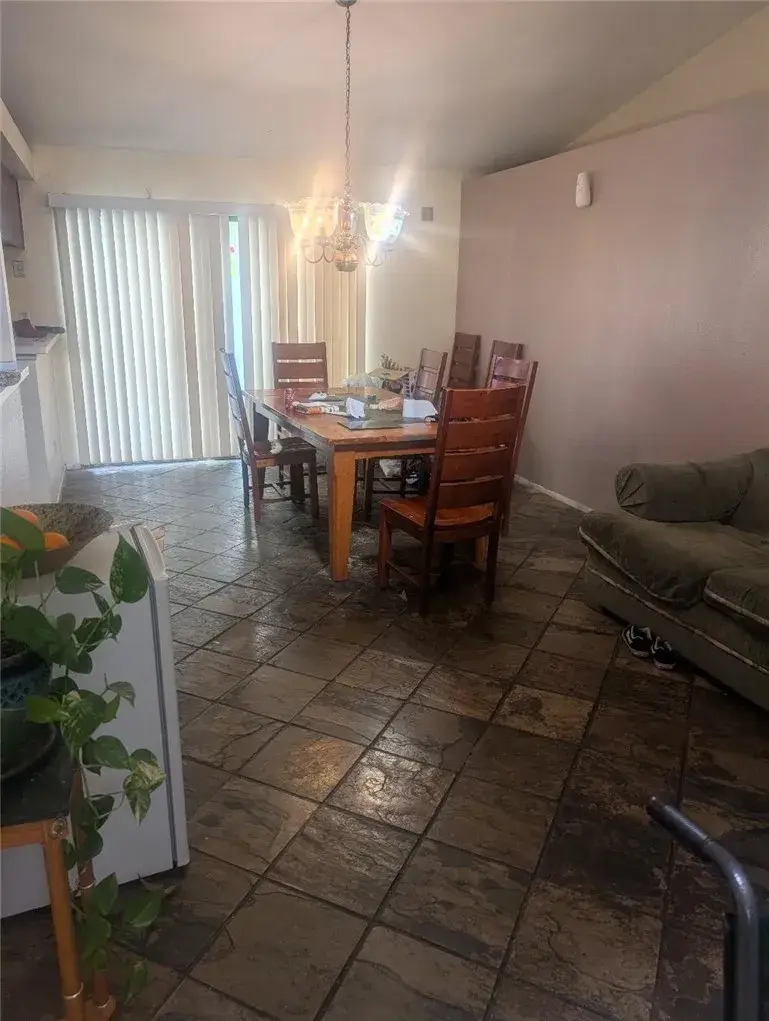 3082 Lynwood Drive, Highland, CA 92346 - Image #3