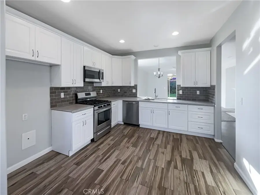 3429 Catalina Avenue, Hemet, CA 92545 - Image #2