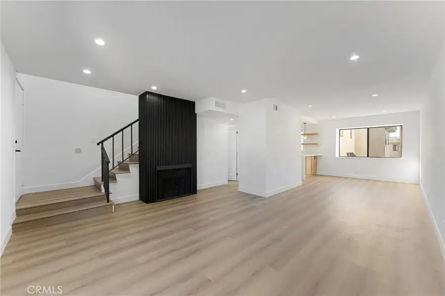 10219 Pinewood #2, Tujunga, CA 91042 - Image #3