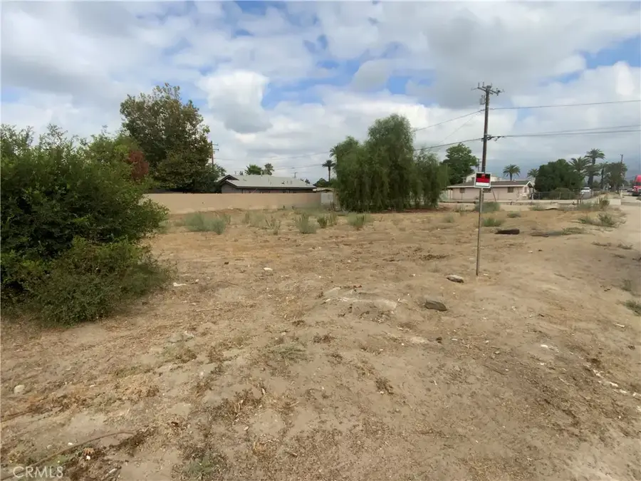 25338 4th, San Bernardino, CA 92410 - #3