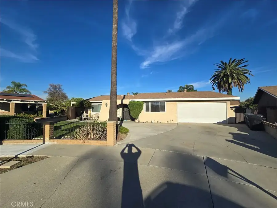 8725 Boxwood Ct, Fontana, CA 92335 - #3
