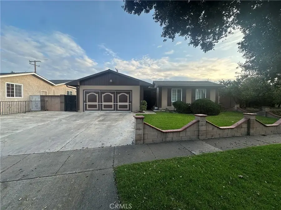1728 W Flora, Santa Ana, CA 92704 - Image #2