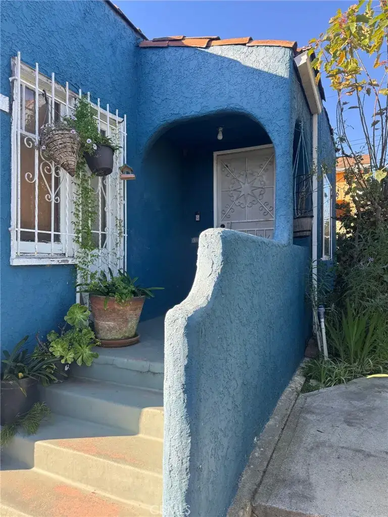 582 E 67th, Inglewood, CA 90302 - #1