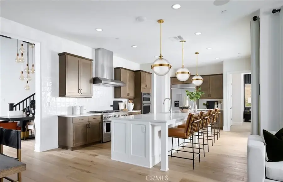 11823 Canoga Avenue, Chatsworth, CA 91311 - Image #3