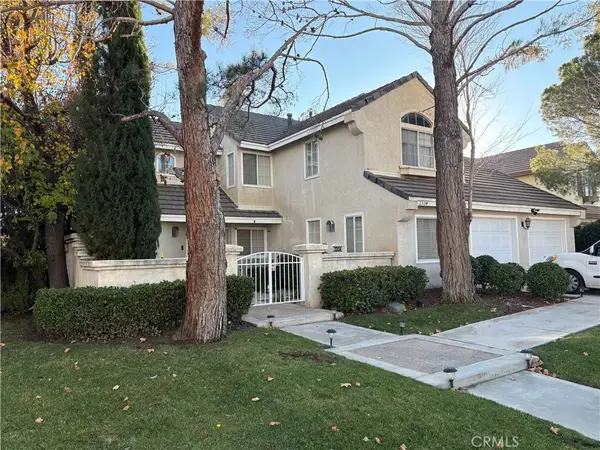 2334 Sandstone Court, Palmdale, CA 93551