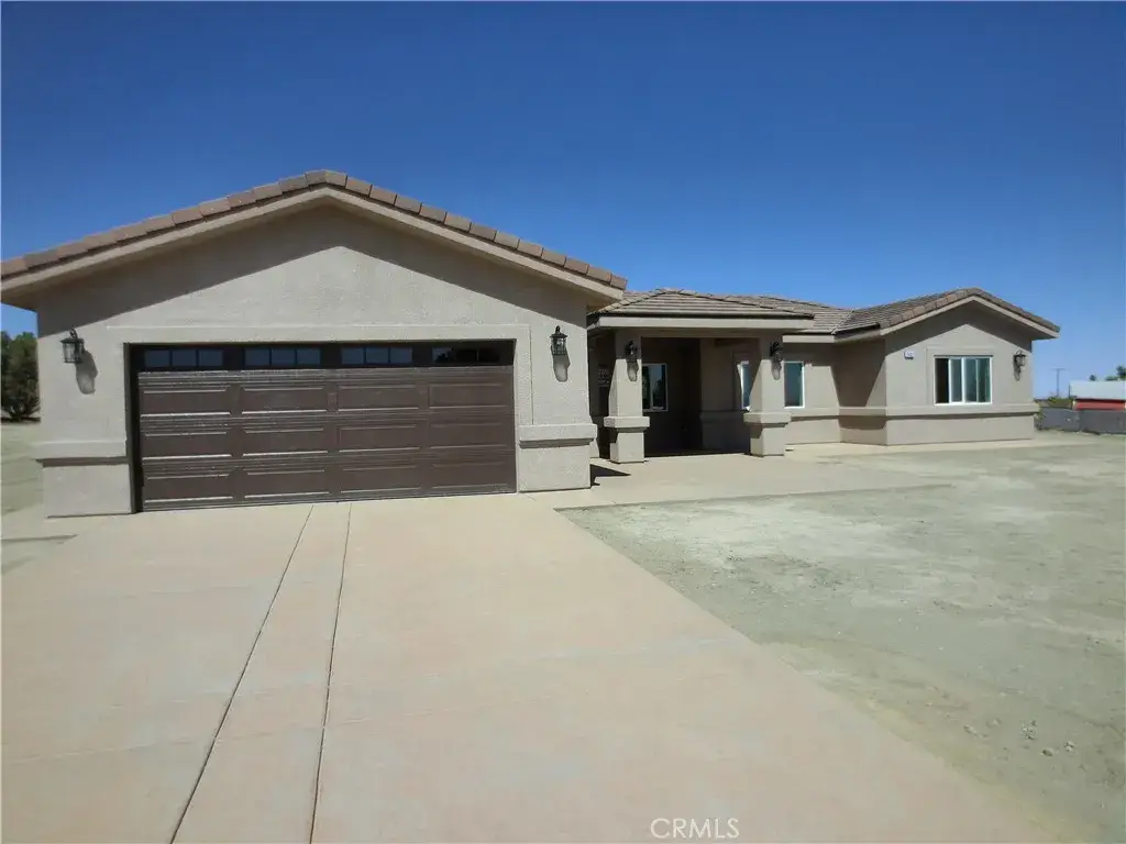 11462 Prado, Pinon Hills, CA 92372 - Image #1
