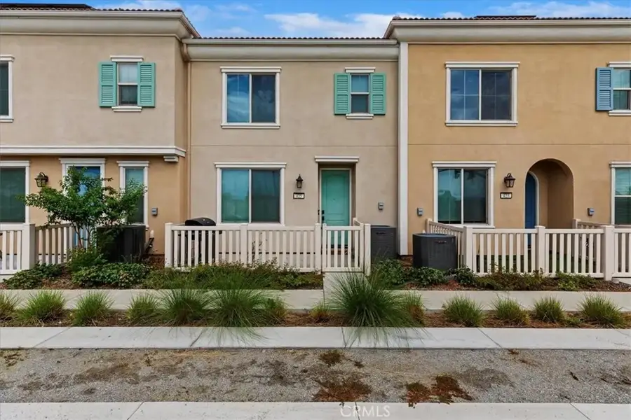 425 N Beechwood, Rialto, CA 92376 - Image #2