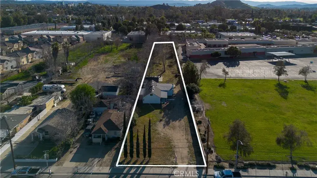 4166 Strong St, Riverside, CA 92501 - Image #1