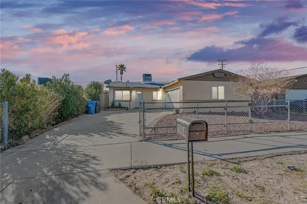1604 Sunset, Barstow, CA 92311 - #1