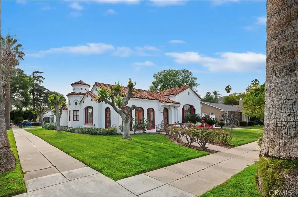 4202 University, Riverside, CA 92501 - #1