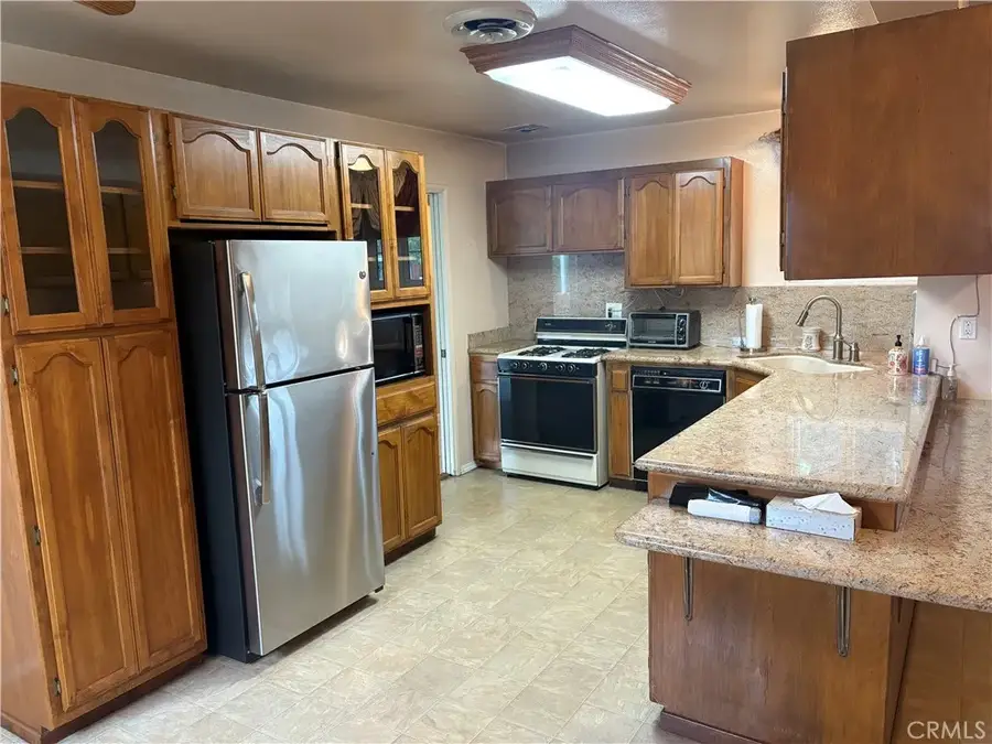 8960 Delano, Riverside, CA 92503 - #2