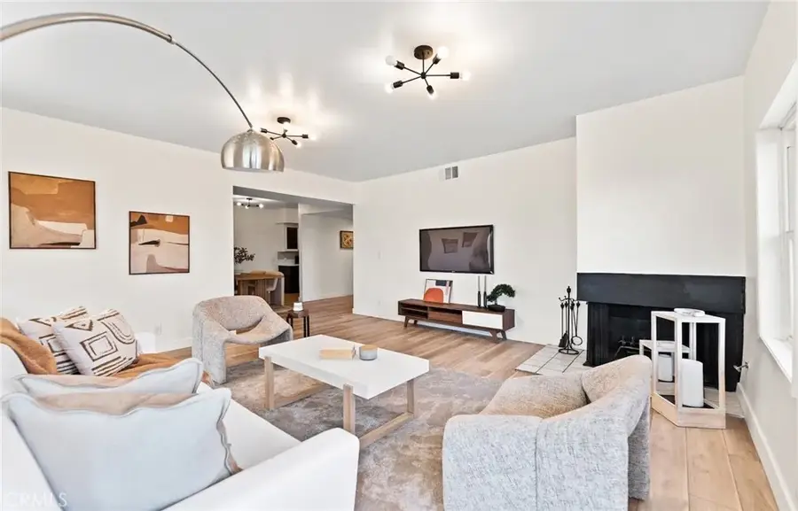 1133 N Clark Street, West Hollywood, CA 90069 - #3