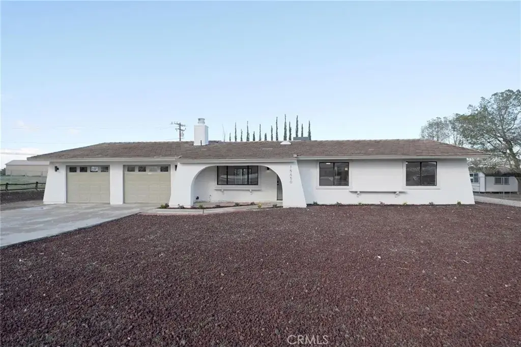15650 Pohez, Apple Valley, CA 92307 - #1