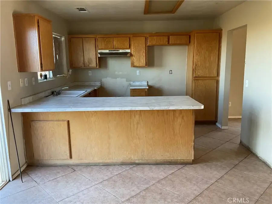 15536 Jojoba, Victorville, CA 92394 - #2