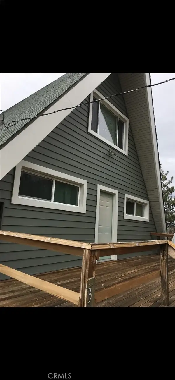 340 Bobcat Road, Green Valley Lake, CA 92314