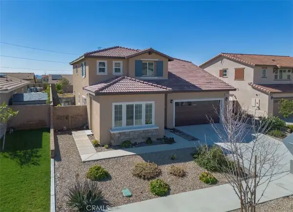 15755 Parry Peak Drive, Fontana, CA 92336