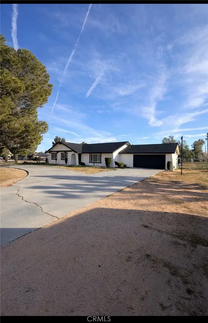 20585 Yucca Loma, Apple Valley, CA 92307 - #2