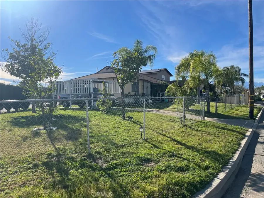 1233 W Lynwood, San Bernardino, CA 92405 - #3