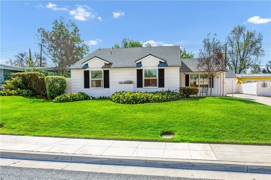 2924 Pecos, Riverside, CA 92506 - #2