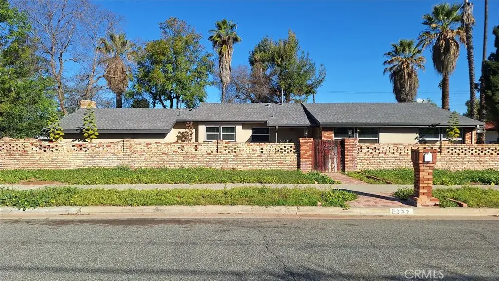 2327 Fairview, Riverside, CA 92506 - #1