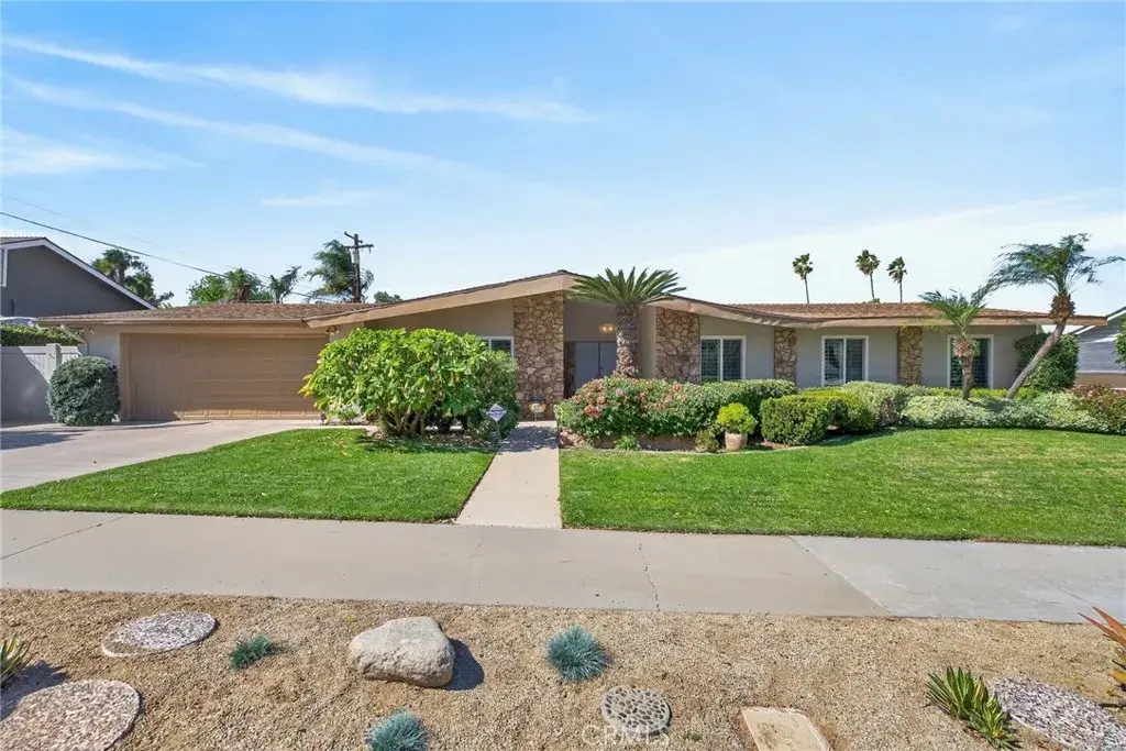 5305 Bardwell, Riverside, CA 92506 - #1