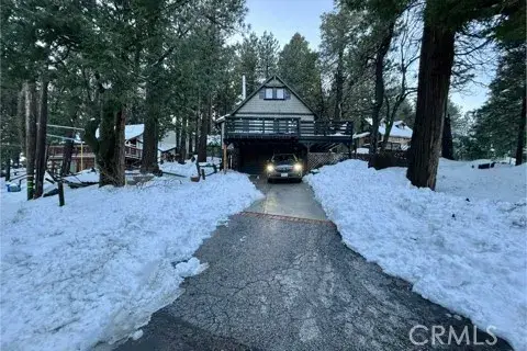 1190 Scenic, Rimforest, CA 92378