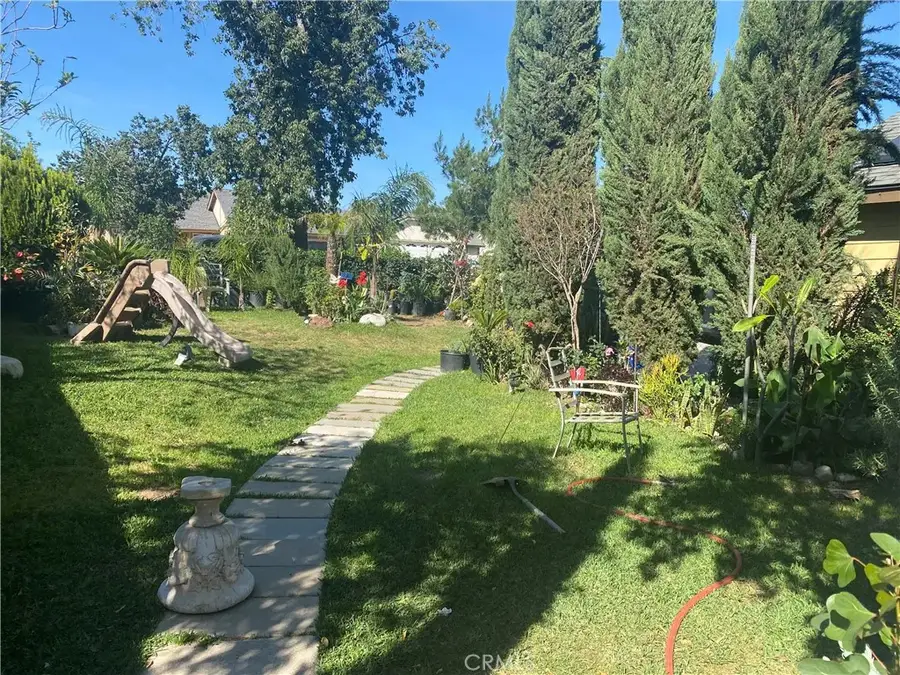 16329 Elaine, Fontana, CA 92336 - #2