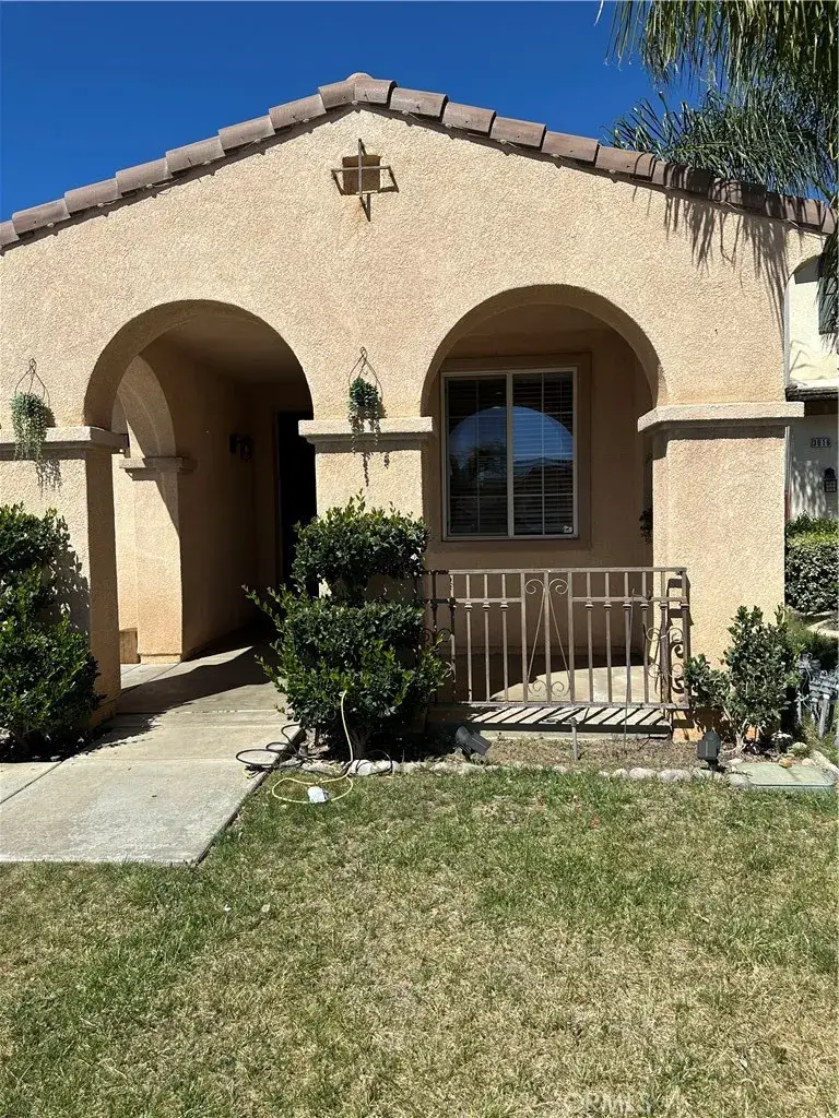 3913 Manquelo Court, Perris, CA 92571 - #2