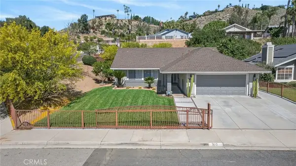 7613 Mountain Shadow, Jurupa Valley, CA 92509
