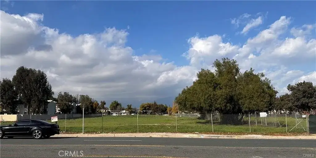 1373 E Holt, Ontario, CA 91761 - #1
