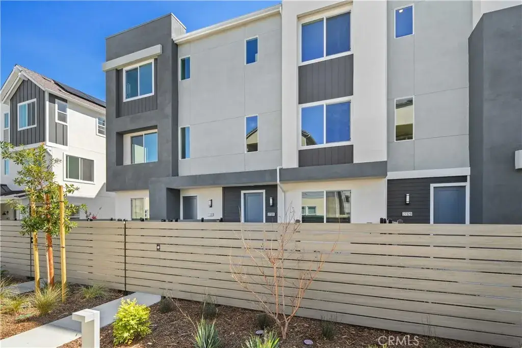27331 Bear Creek Lane, Valencia, CA 91381 - #1
