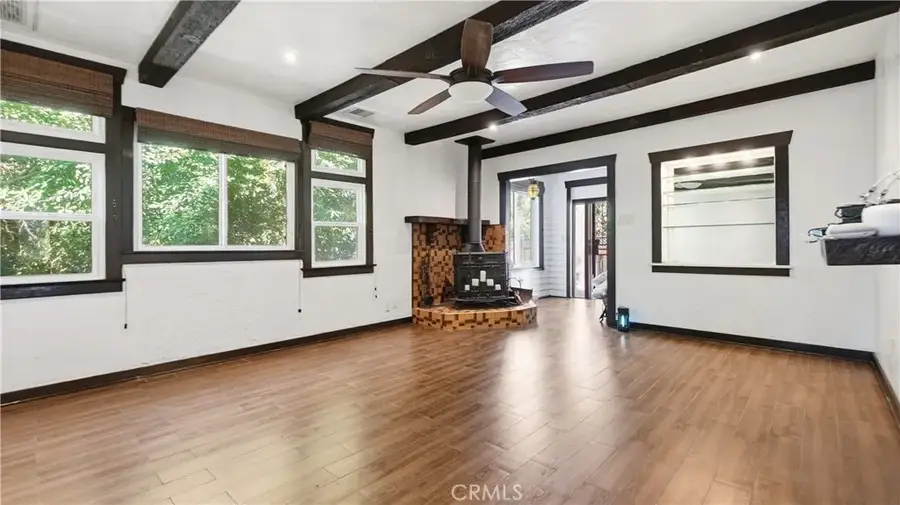 10568 Foothill, Sylmar, CA 91342 - #2