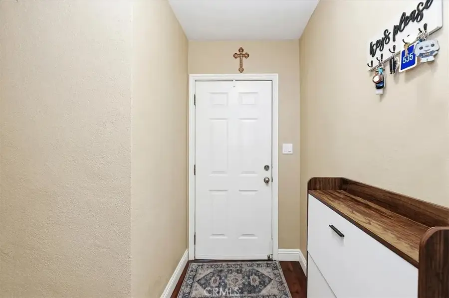 6698 Montclair Drive, Riverside, CA 92504 - #2