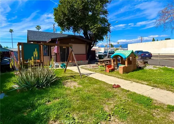 8582 Wheeler #1, Fontana, CA 92335