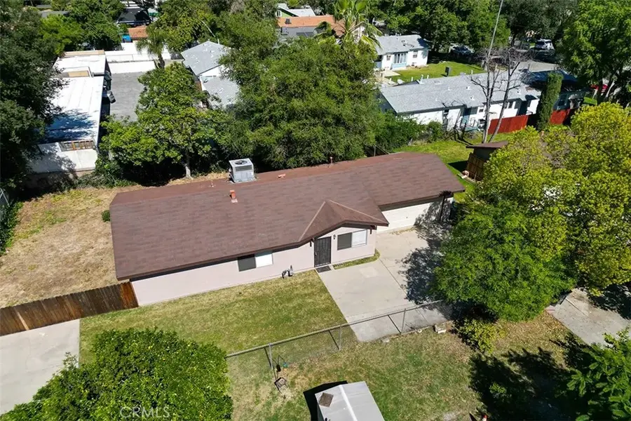 1909 N Summit, Pasadena, CA 91103 - #3
