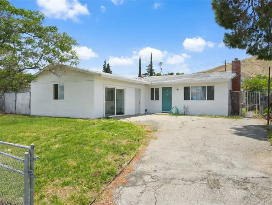 521 E Repplier, Banning, CA 92220 - #2