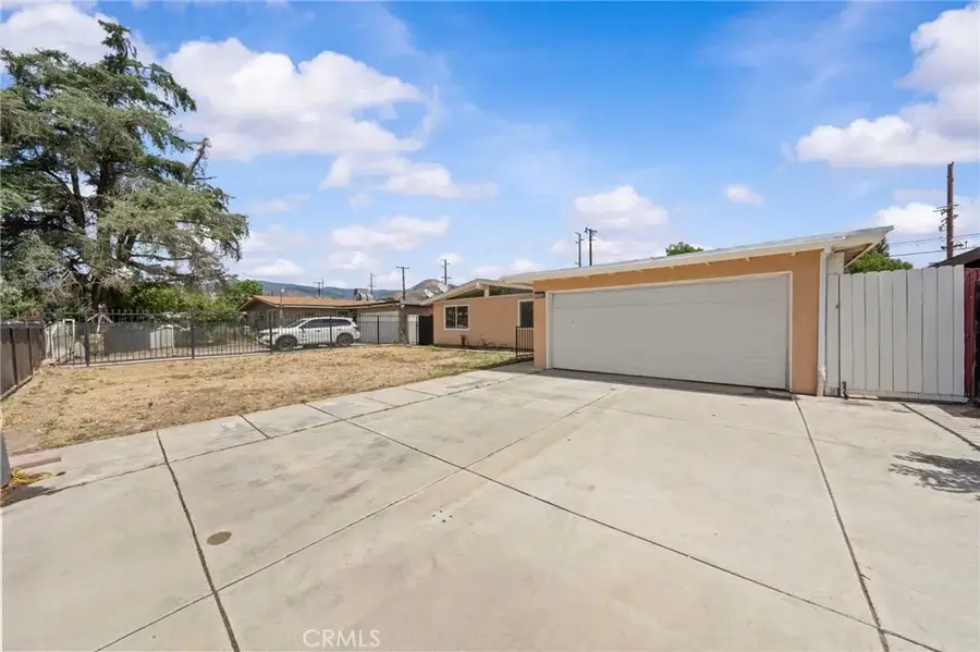 7115 Newbury, San Bernardino, CA 92404 - #2