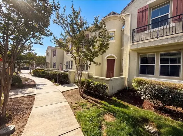 1800 E Lakeshore Drive #1006, Lake Elsinore, CA 92530