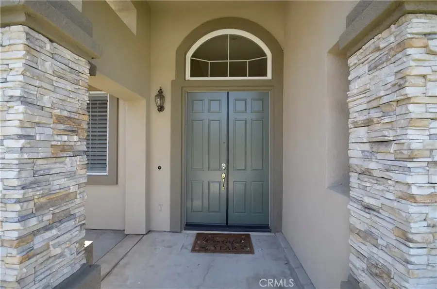 28305 Tiara Court, Highland, CA 92346 - #2